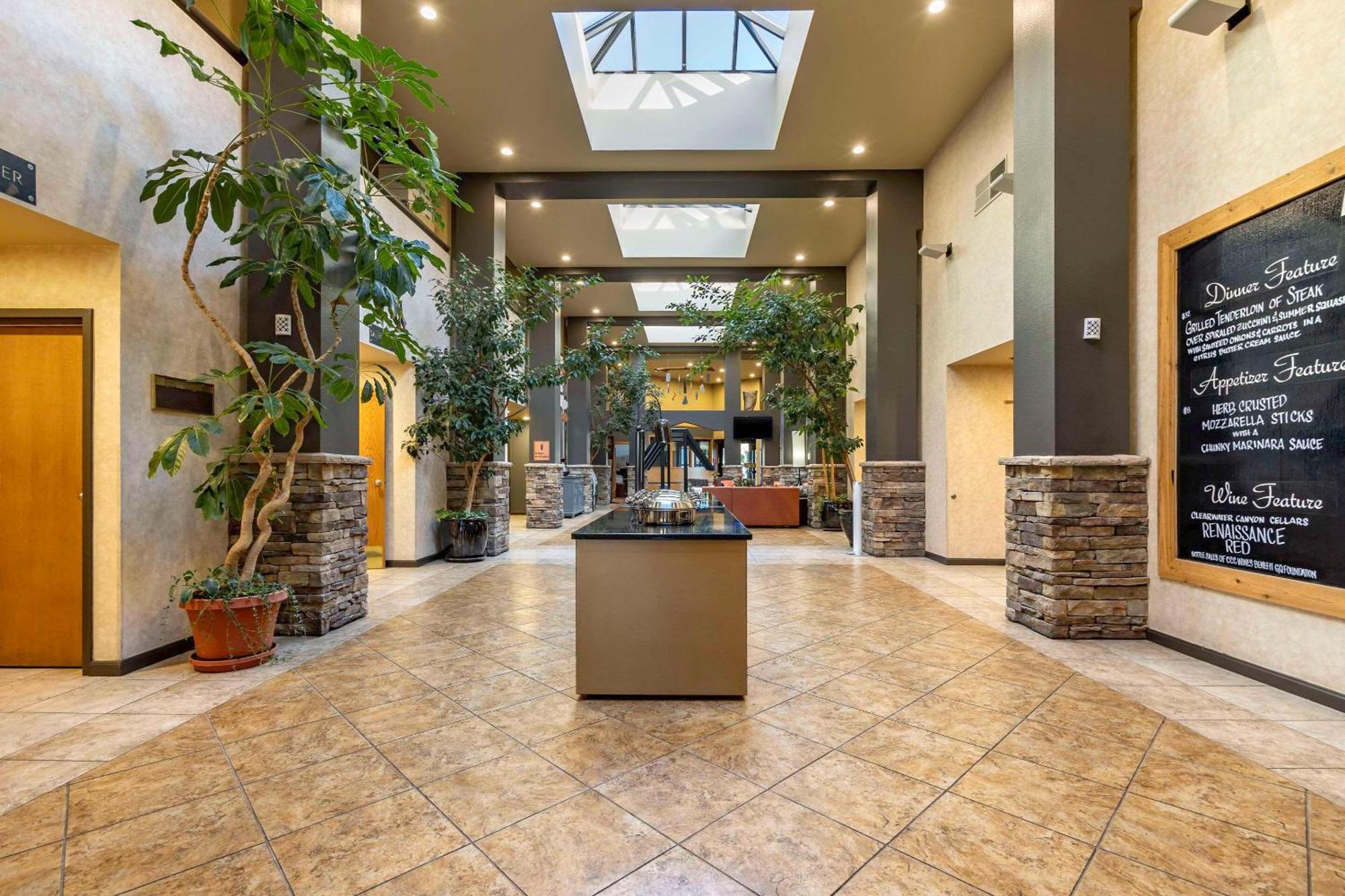 Hells Canyon Grand Hotel, Ascend Hotel Collection Lewiston Exterior photo
